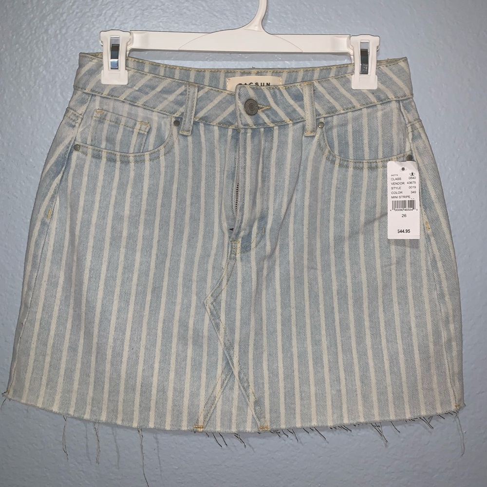NWT PACSUN SKIRT 26